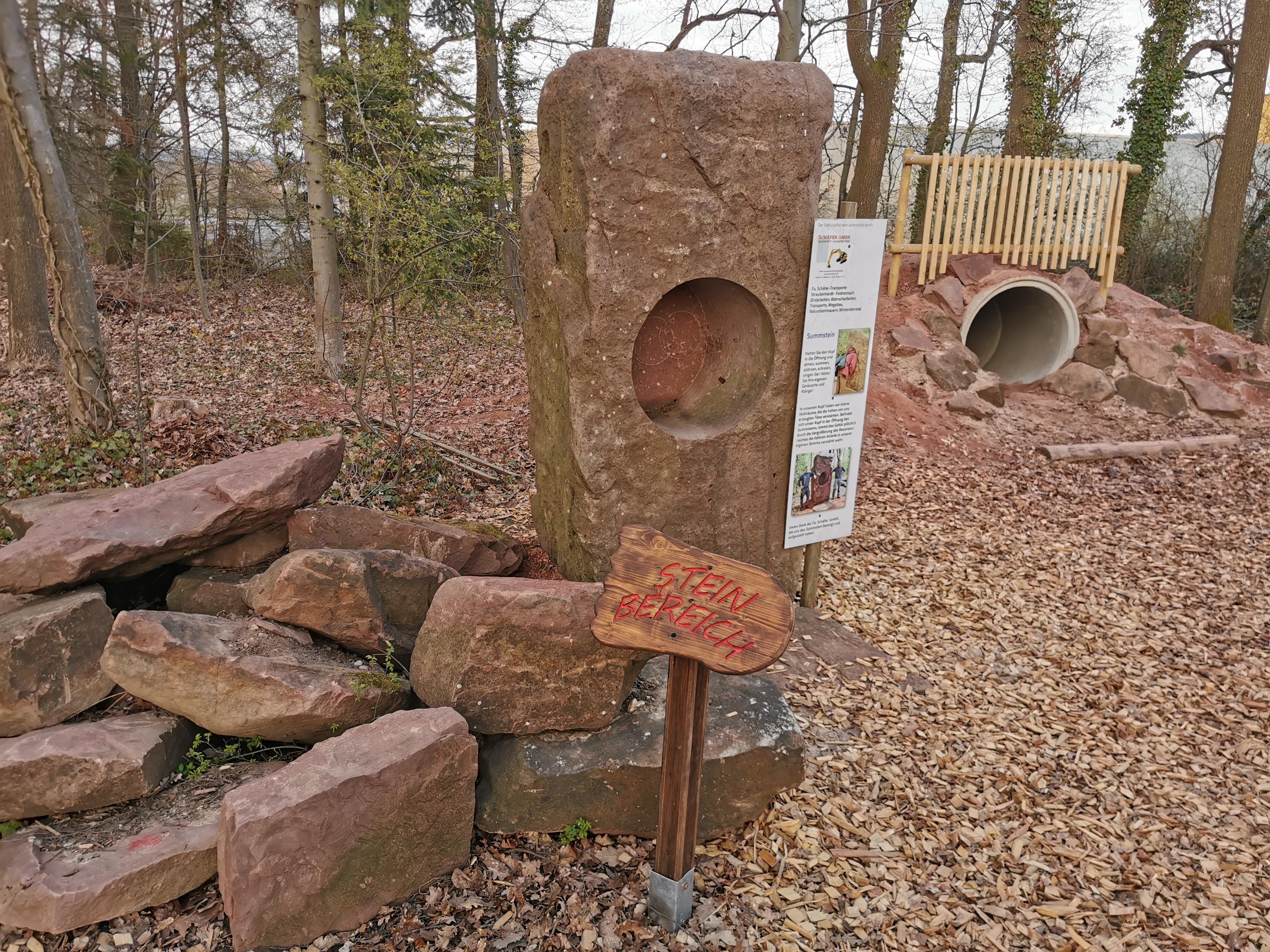 Summstein im Barfußpark Straubenhardt